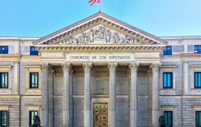 Moción de censura en España